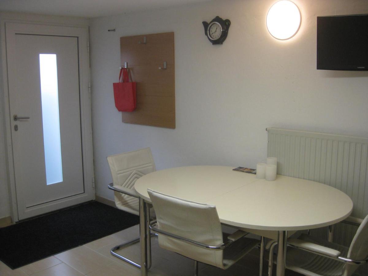 Main-Kinzig Gaestewohnung Hasselroth Exterior foto